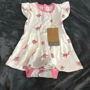 Kyte baby bodysuit twirl
